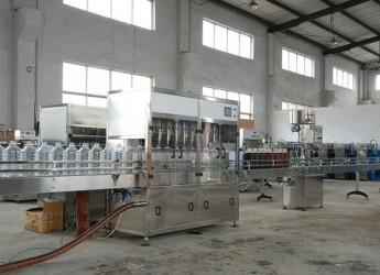 全自動(dòng)食用油灌裝機(jī)