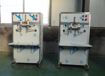 半自動(dòng)柱塞式灌裝機(jī)